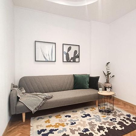 Apartment Balabanov Varna Esterno foto