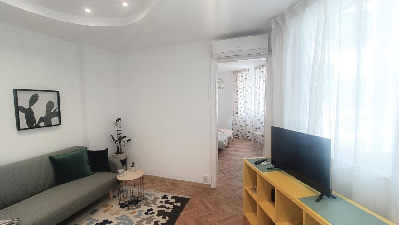 Apartment Balabanov Varna Esterno foto