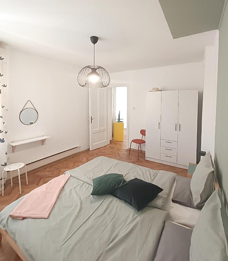 Apartment Balabanov Varna Esterno foto
